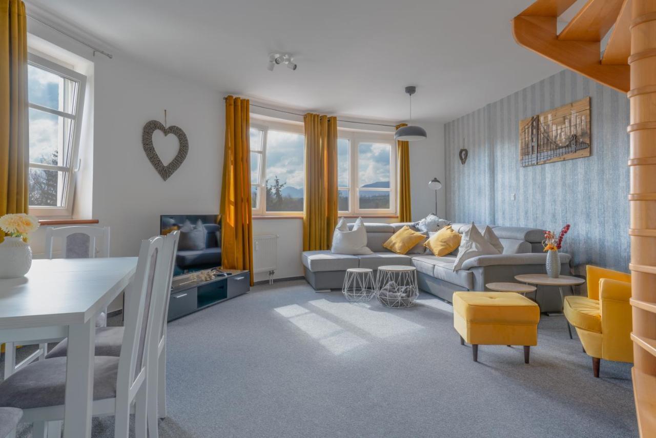 Apartman Amore Bešeňová Dış mekan fotoğraf