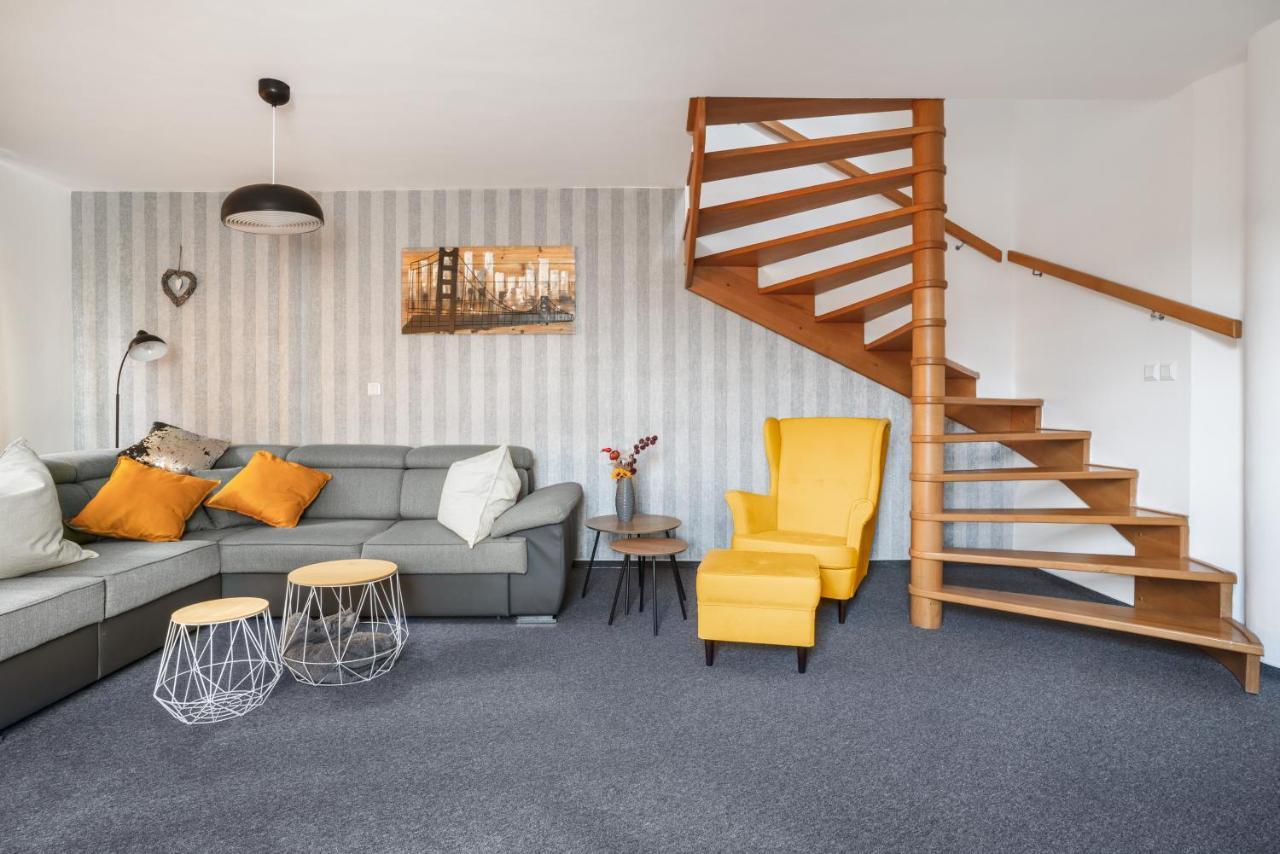 Apartman Amore Bešeňová Dış mekan fotoğraf